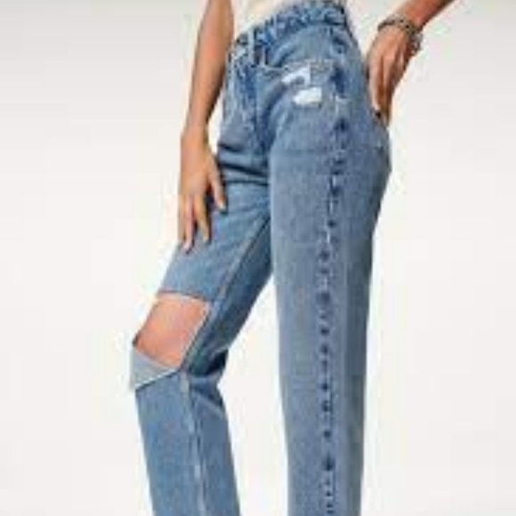 Good American Jeans - Picture 3 of 3